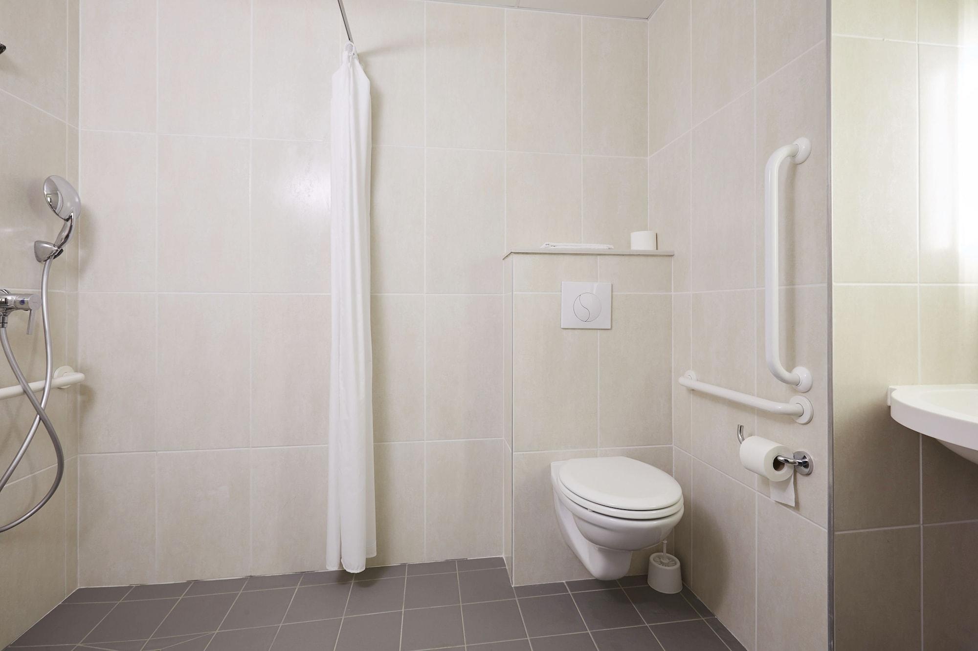 B&B Hotel Paris Romainville Noisy-Le-Sec Zewnętrze zdjęcie